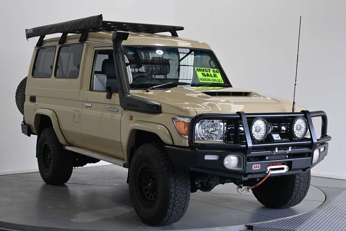 2022 Toyota Landcruiser GXL Troopcarrier VDJ78R
