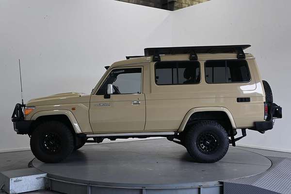 2022 Toyota Landcruiser GXL Troopcarrier VDJ78R