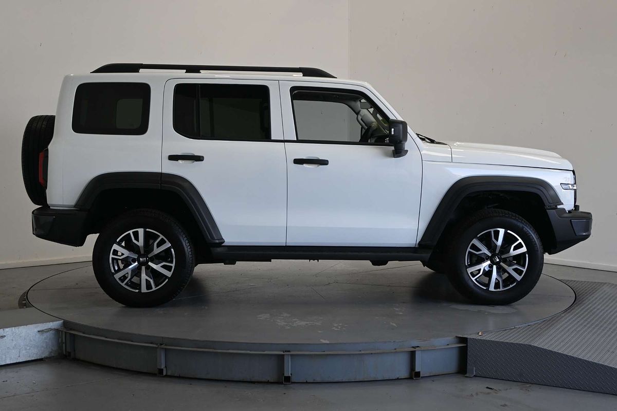 2023 GWM Tank 300 Ultra Hybrid P01