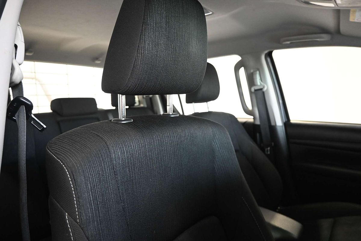 2023 Toyota Hilux SR GUN126R 4X4