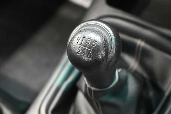 2023 Toyota Hilux SR GUN126R 4X4