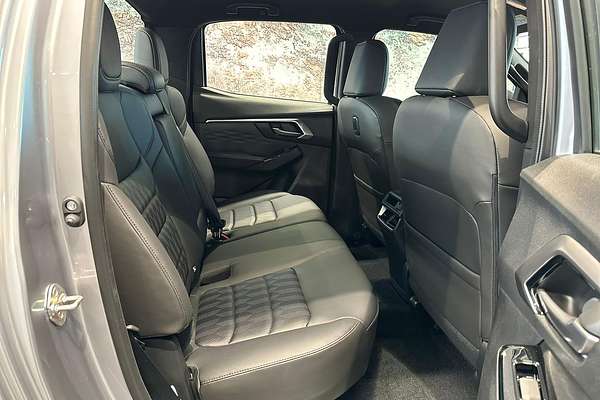 2025 Isuzu D-MAX LS-U+ 4X4