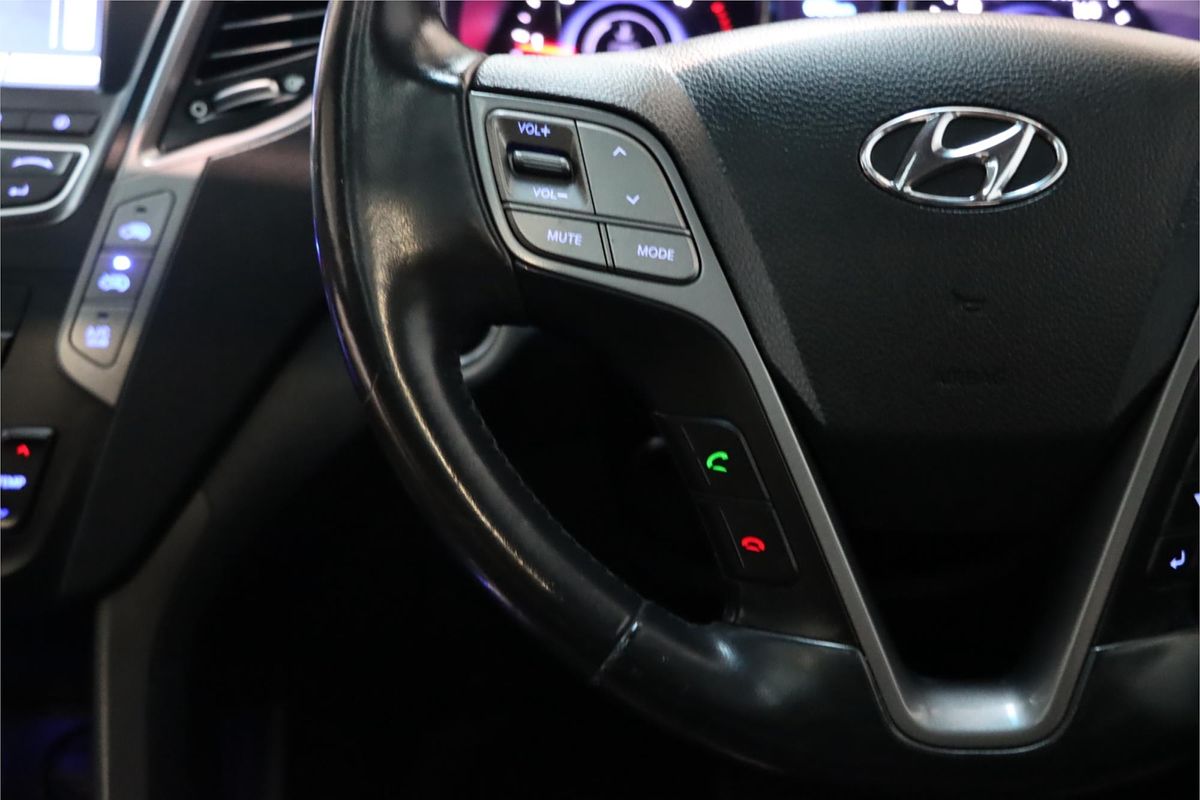 2013 Hyundai Santa Fe Highlander DM