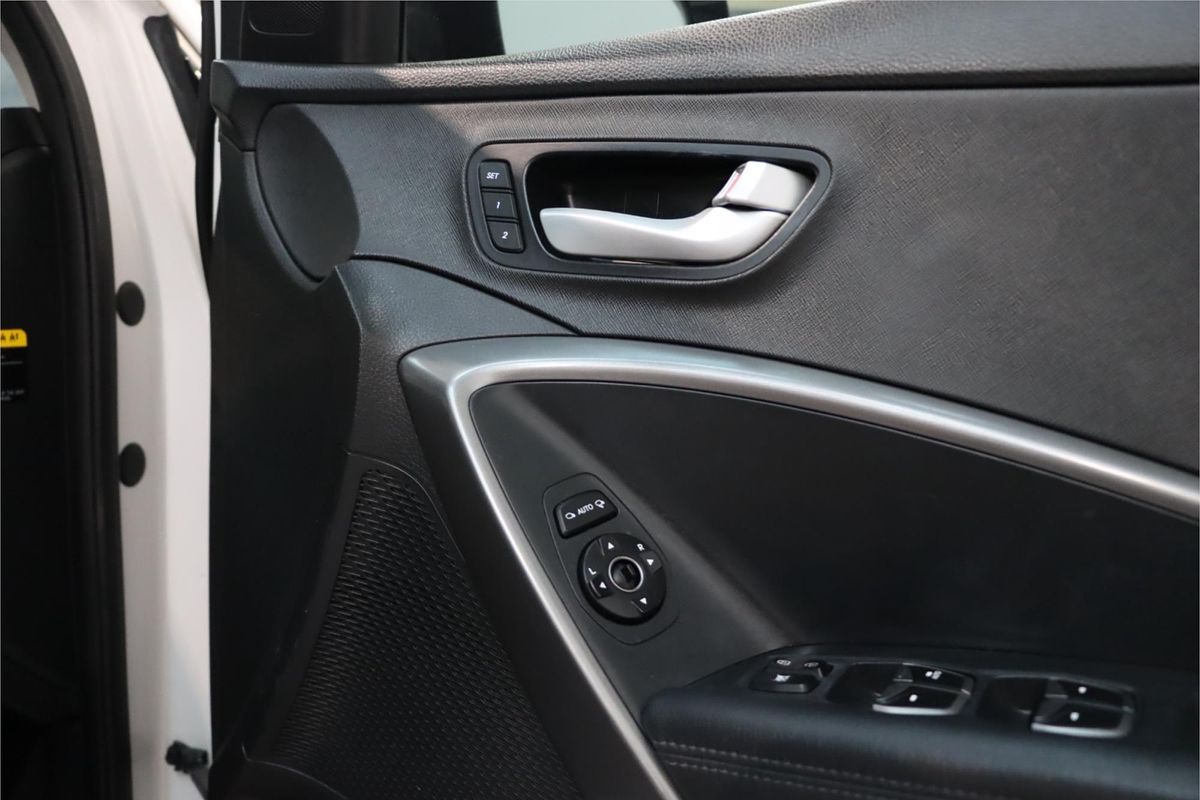 2013 Hyundai Santa Fe Highlander DM