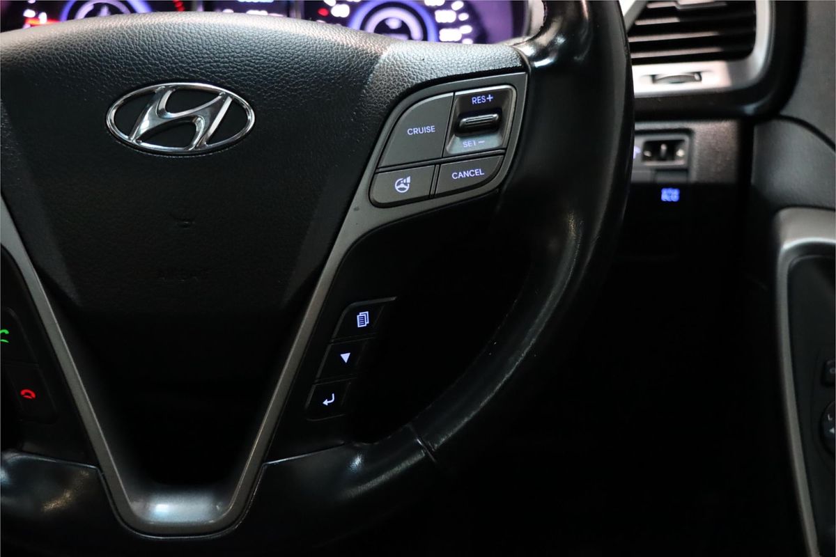 2013 Hyundai Santa Fe Highlander DM