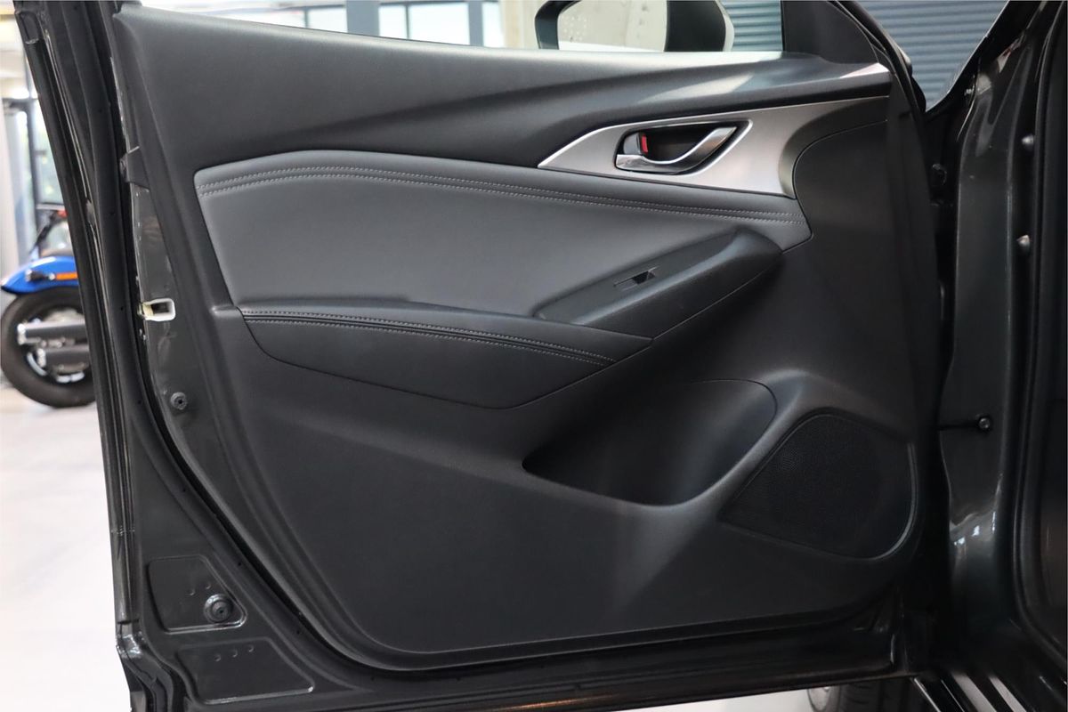 2022 Mazda CX-3 sTouring DK2W7A