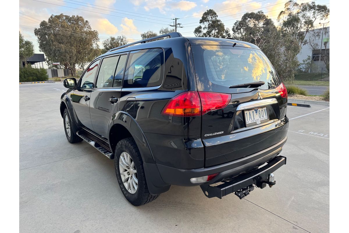 2013 Mitsubishi Challenger LS PB