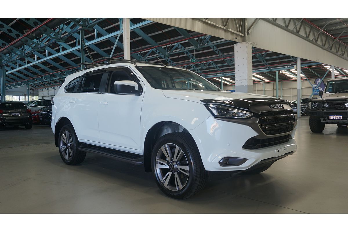 2024 Isuzu MU-X LS-T