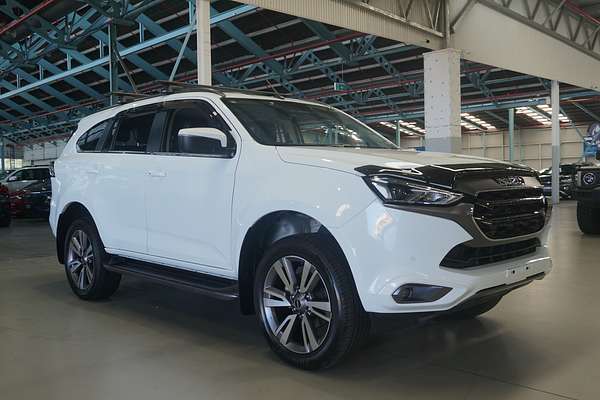 2024 Isuzu MU-X LS-T