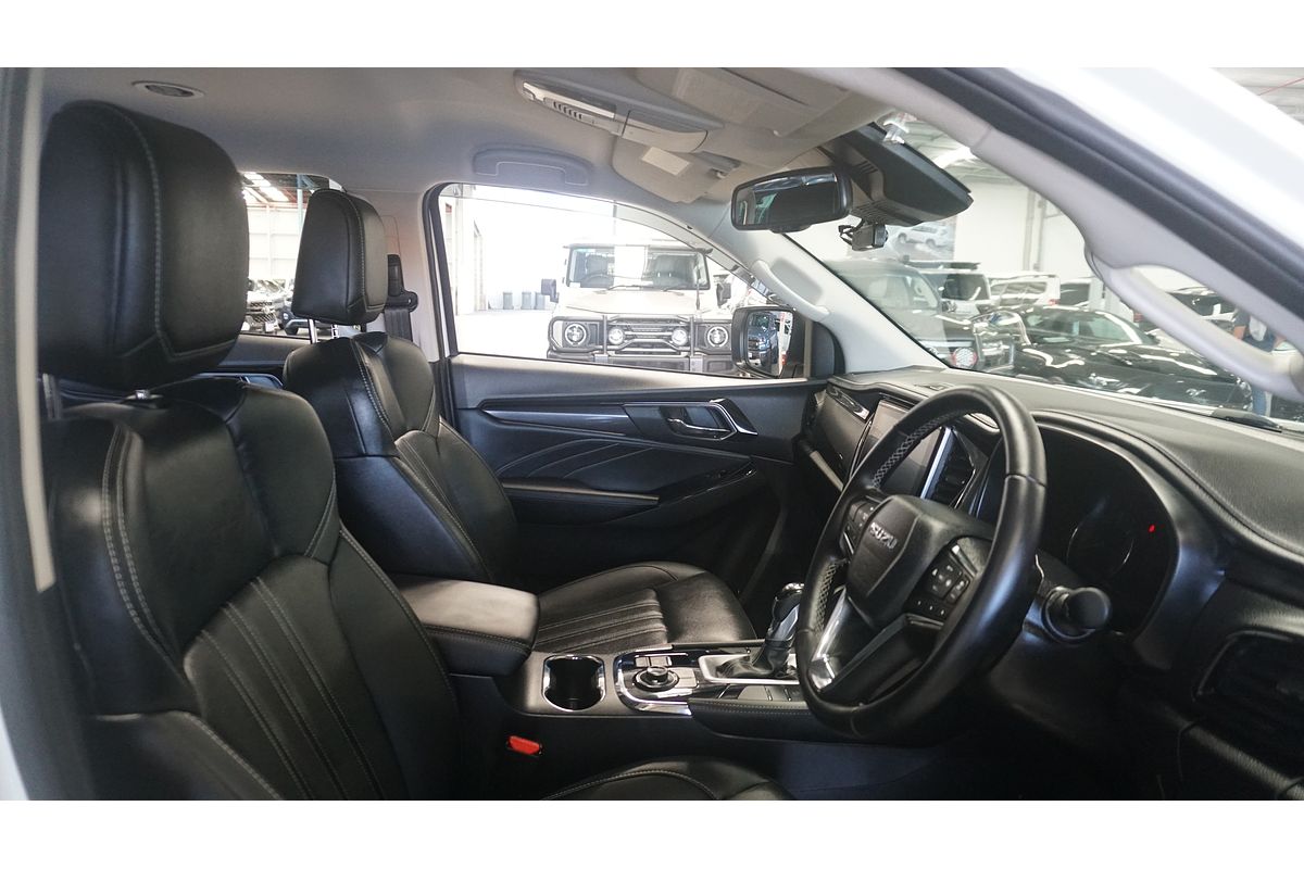 2024 Isuzu MU-X LS-T