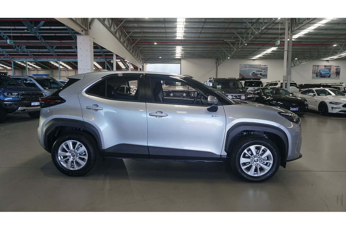 2025 Toyota Yaris Cross GX MXPJ10R