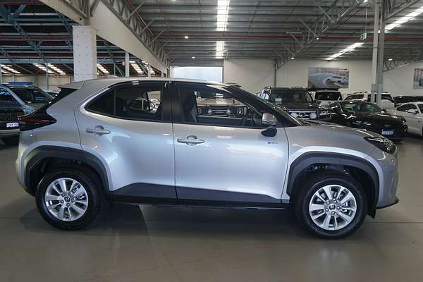 2025 Toyota Yaris Cross GX MXPJ10R
