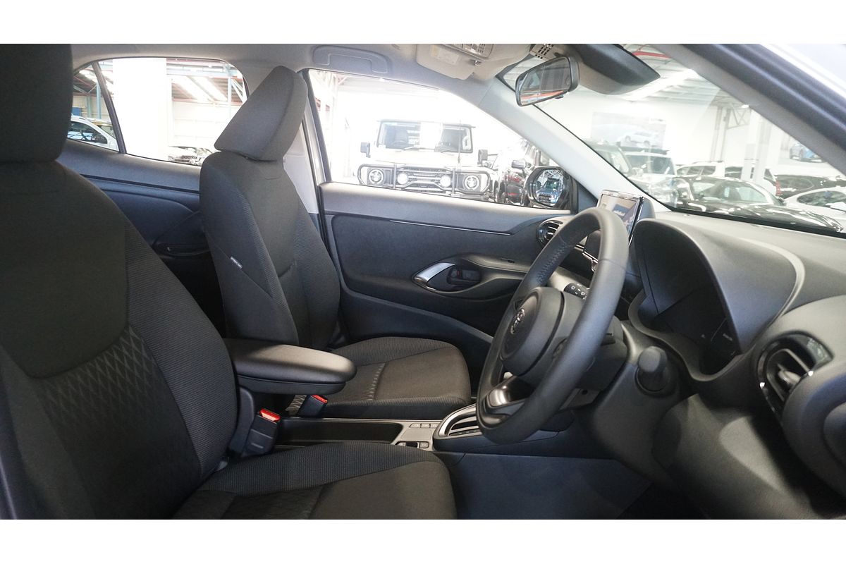 2025 Toyota Yaris Cross GX MXPJ10R