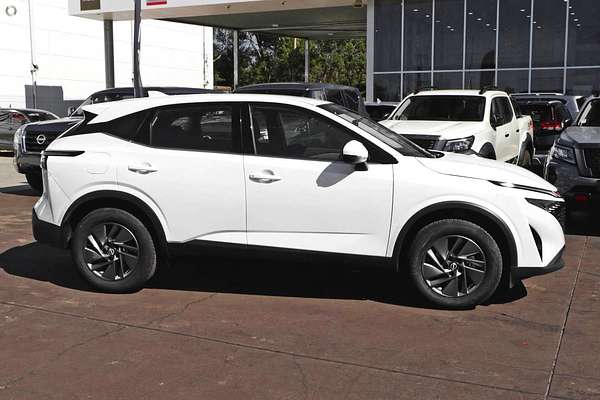 2024 Nissan QASHQAI ST J12