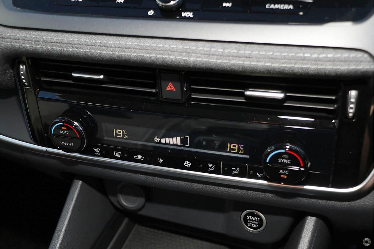 2024 Nissan QASHQAI ST J12