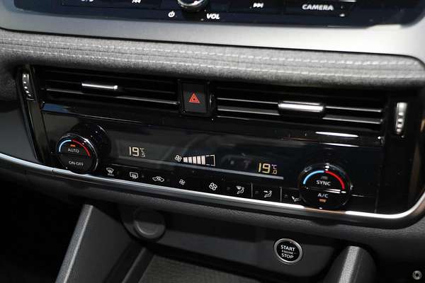 2024 Nissan QASHQAI ST J12