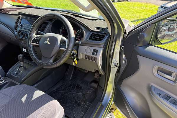2015 Mitsubishi Triton GLX MQ 4X4