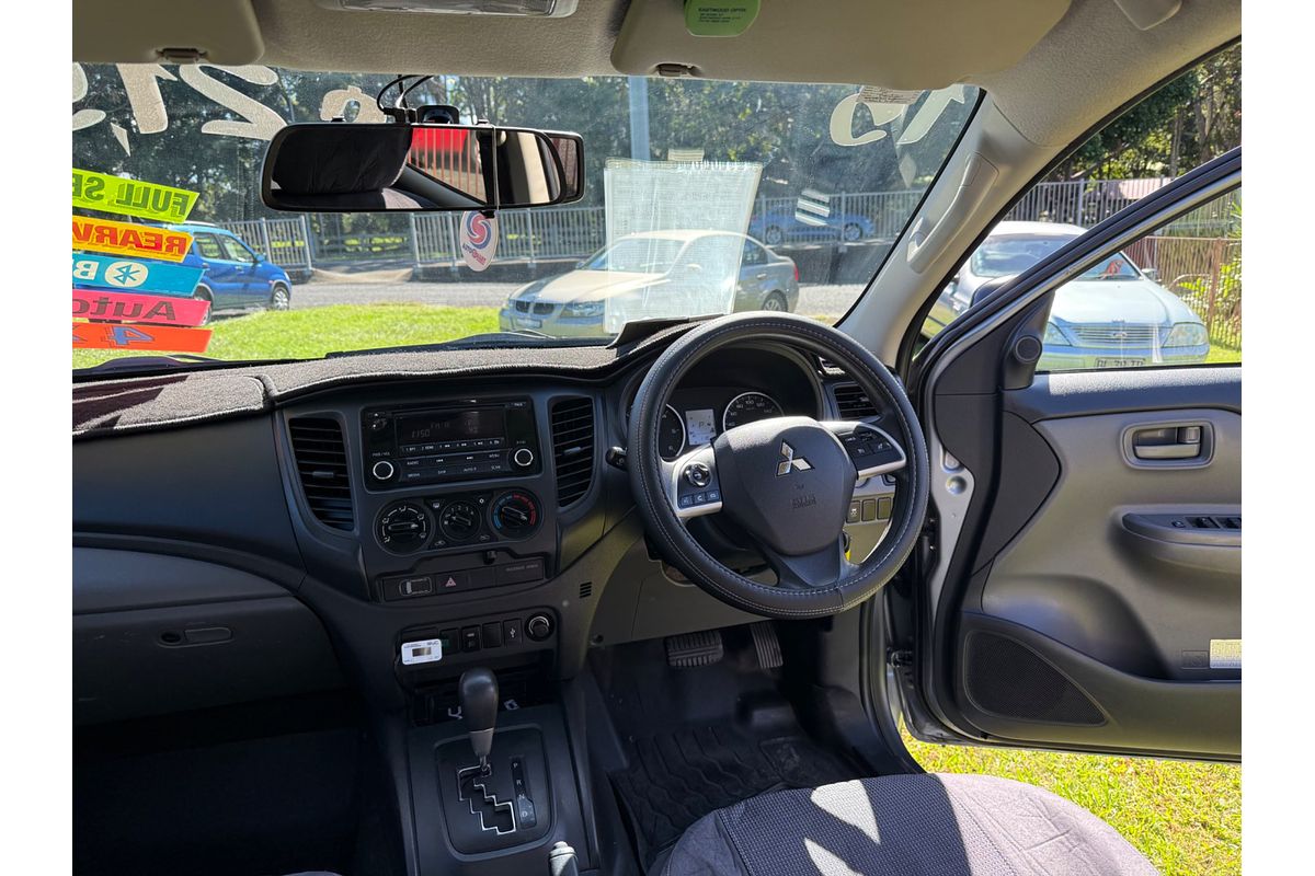 2015 Mitsubishi Triton GLX MQ 4X4