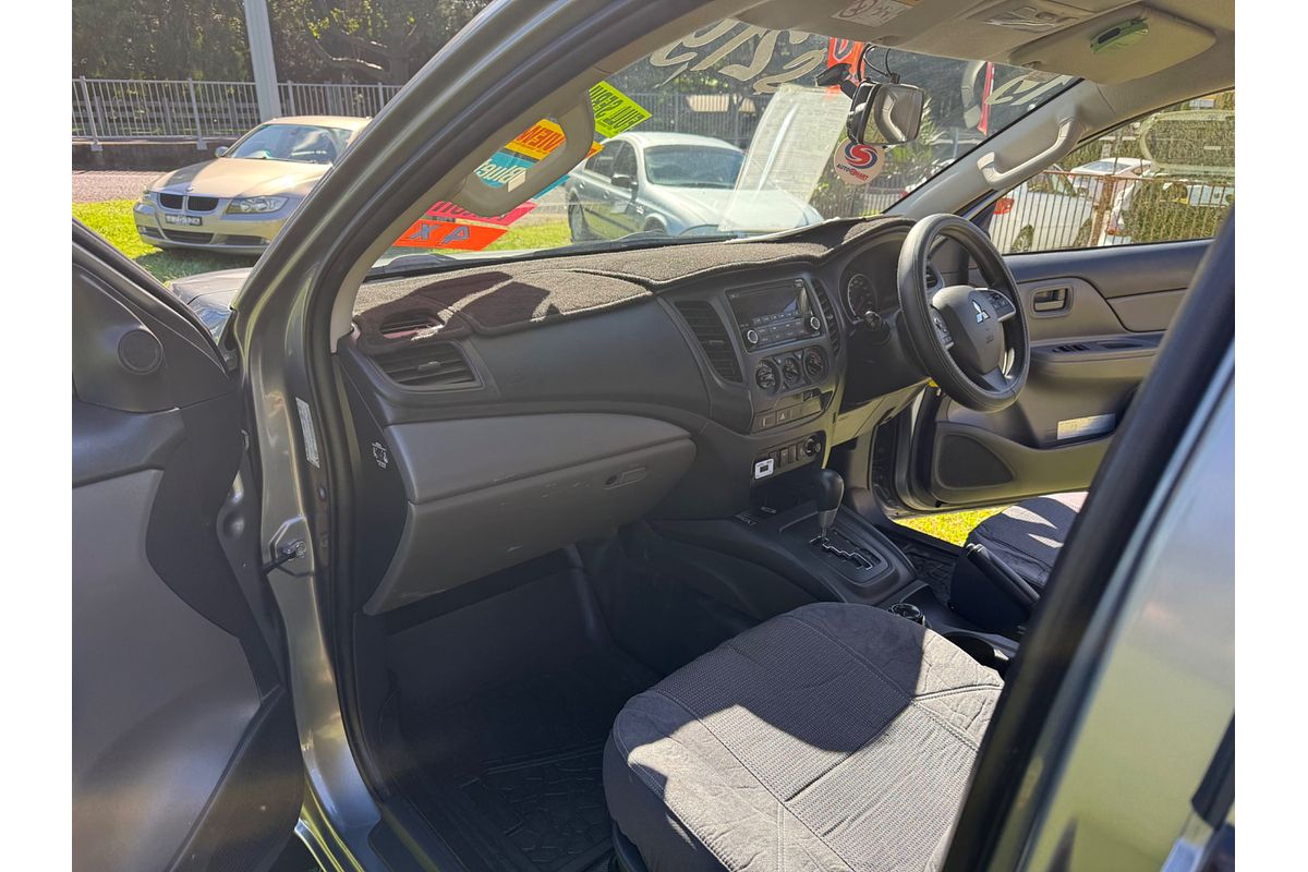 2015 Mitsubishi Triton GLX MQ 4X4