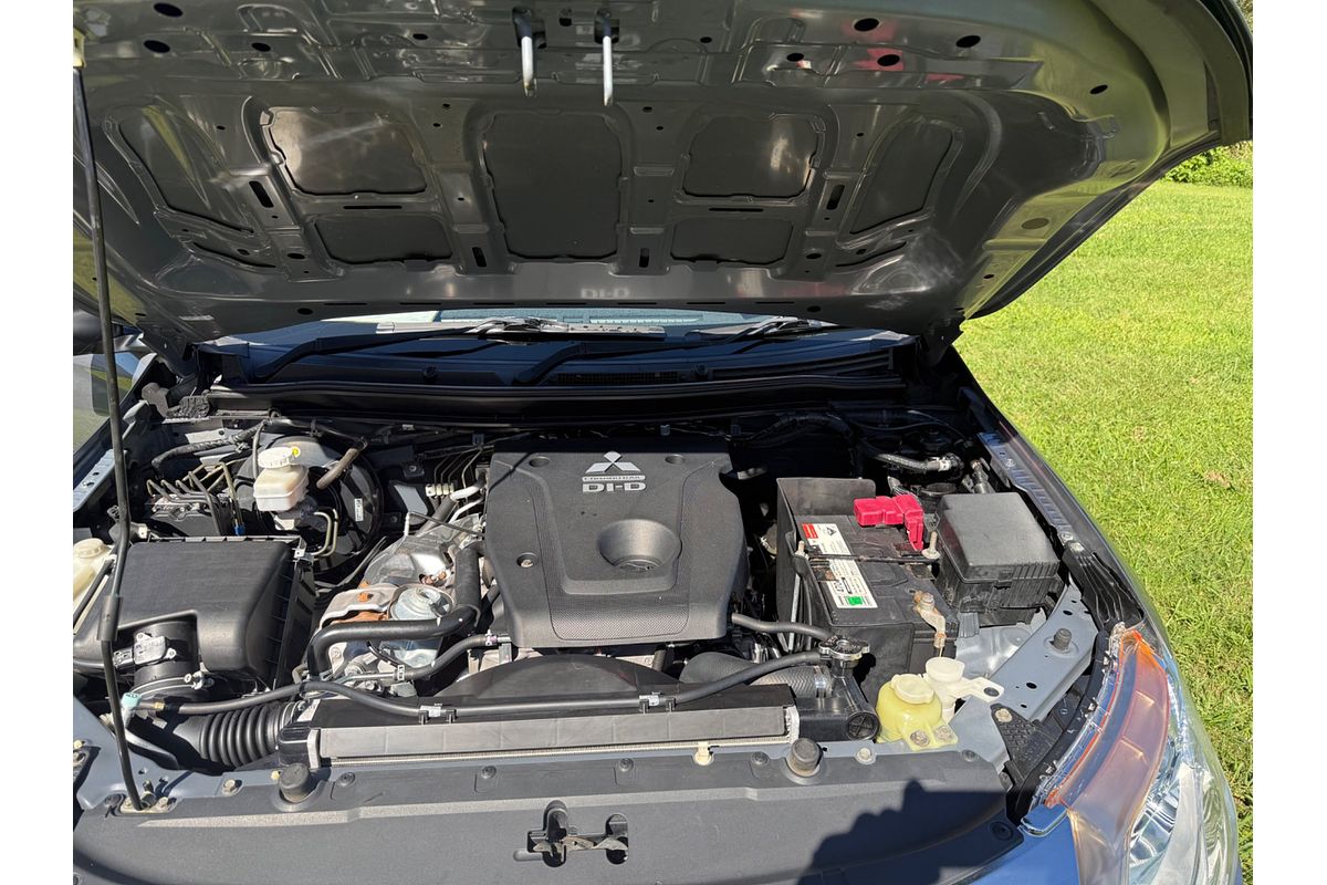 2015 Mitsubishi Triton GLX MQ 4X4