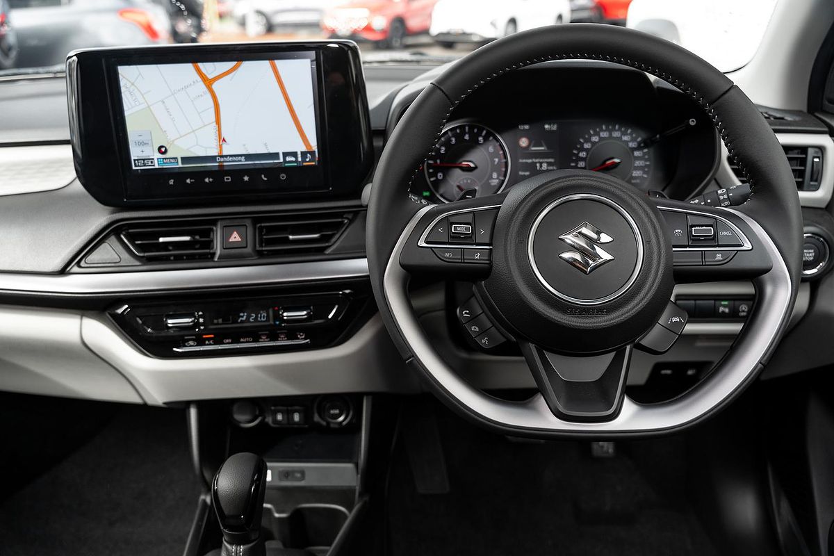 2025 Suzuki Swift Hybrid GLX UZ