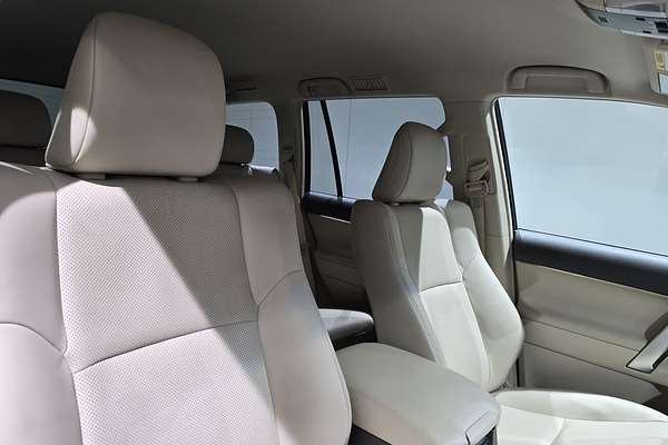 2023 Toyota Landcruiser Prado VX GDJ150R