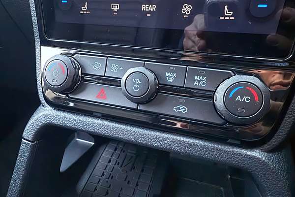 2024 Ford Everest Sport