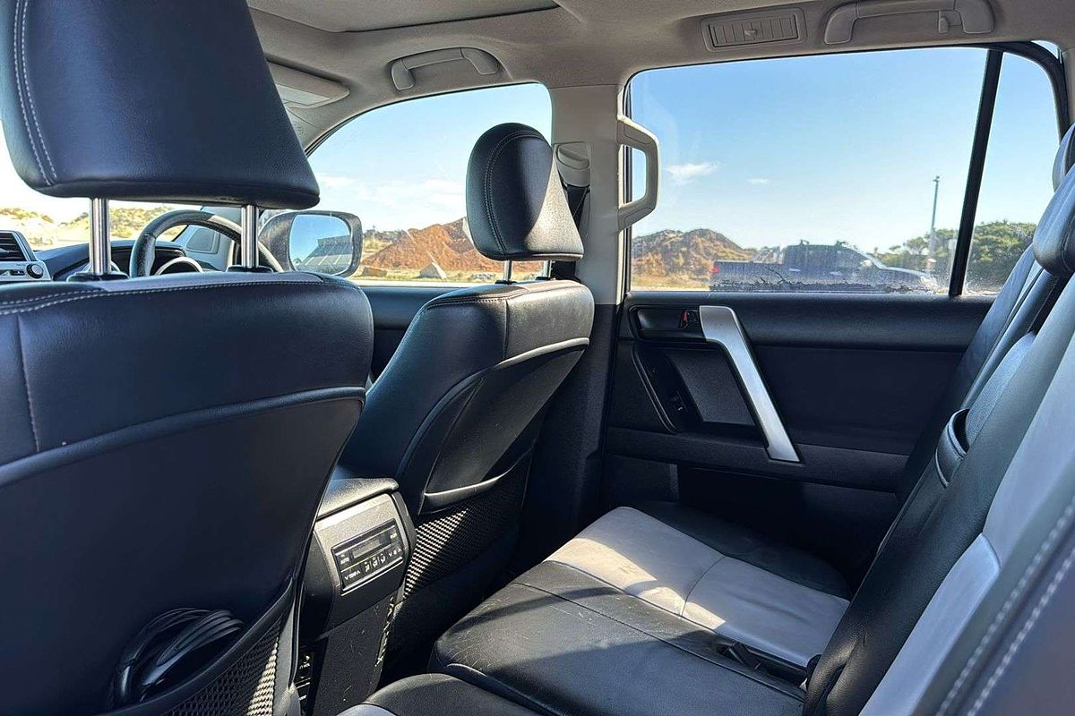 2015 Toyota Landcruiser Prado Altitude KDJ150R