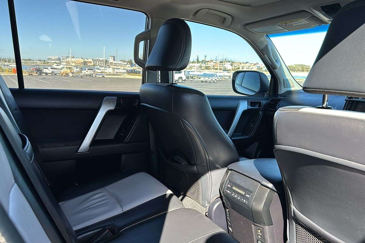 2015 Toyota Landcruiser Prado Altitude KDJ150R