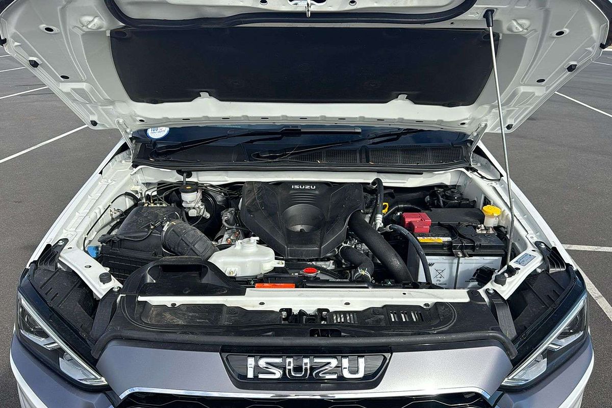 2023 Isuzu MU-X LS-T