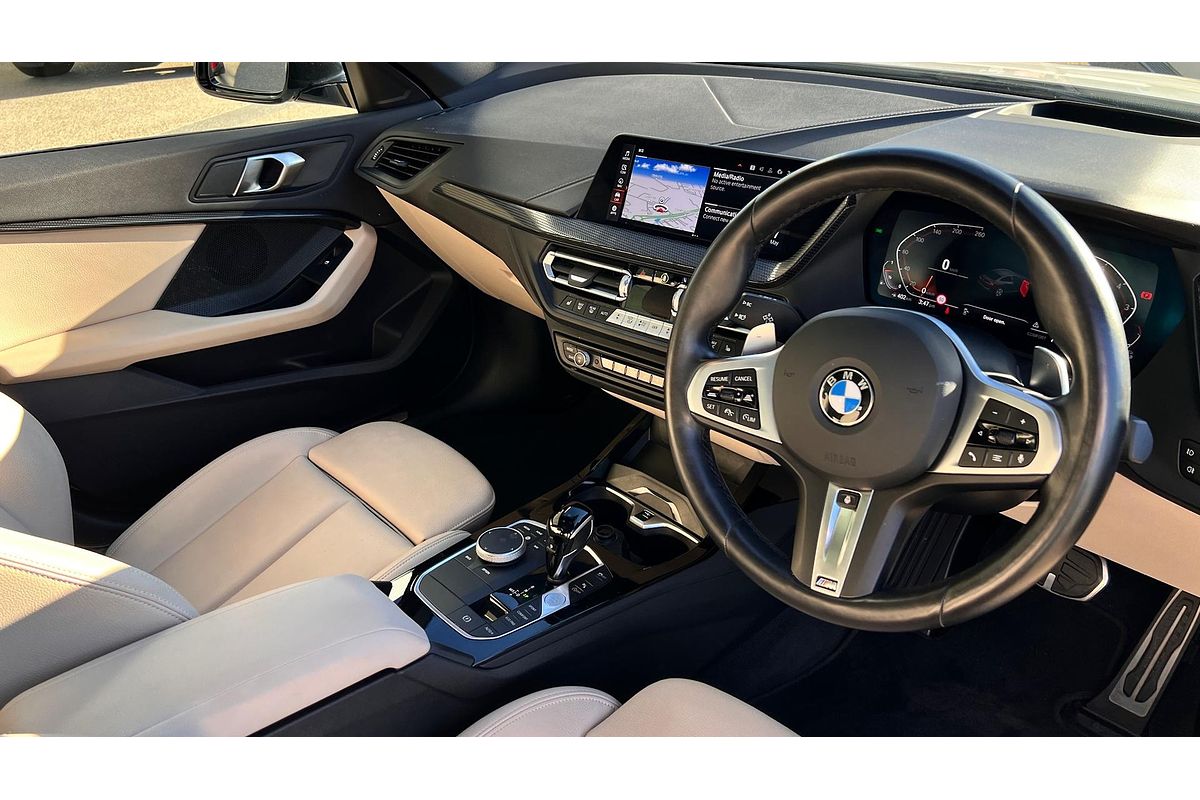 2023 BMW 2 Series 220i M Sport F44