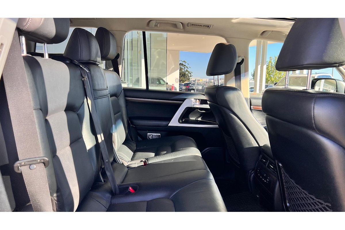 2020 Toyota Landcruiser VX VDJ200R