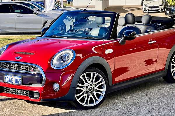 2016 MINI Convertible Cooper S F57