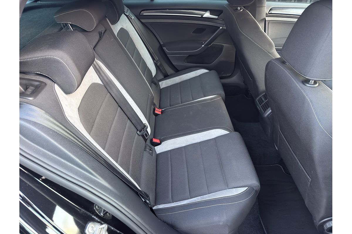 2013 Volkswagen Golf R 7