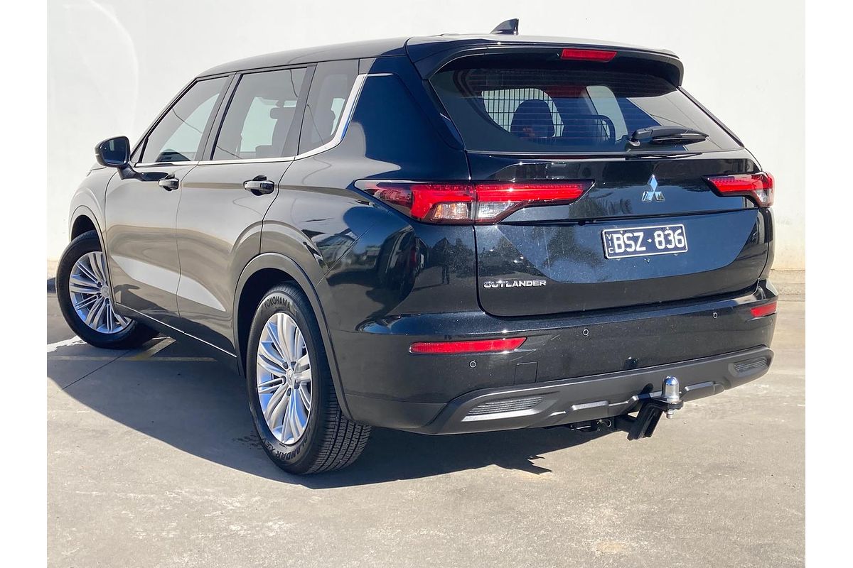 2021 Mitsubishi Outlander ES ZM