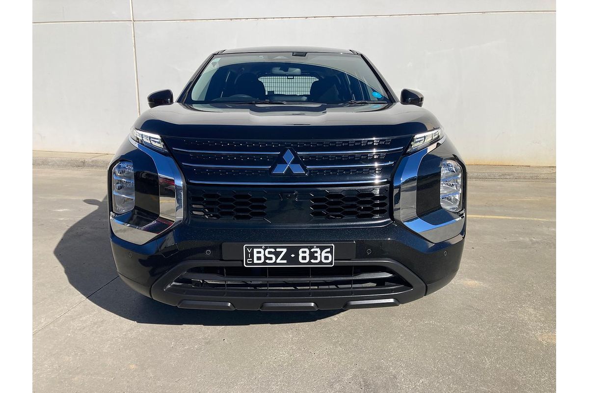 2021 Mitsubishi Outlander ES ZM
