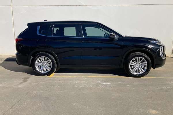 2021 Mitsubishi Outlander ES ZM