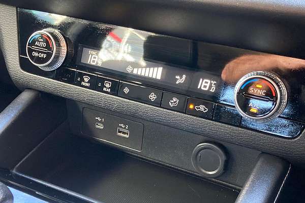 2021 Mitsubishi Outlander ES ZM