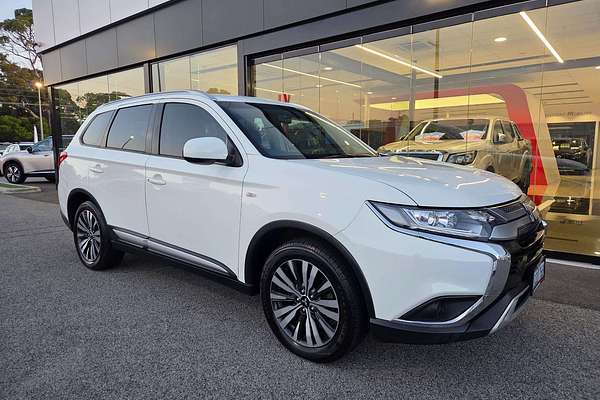 2018 Mitsubishi Outlander ES ZL