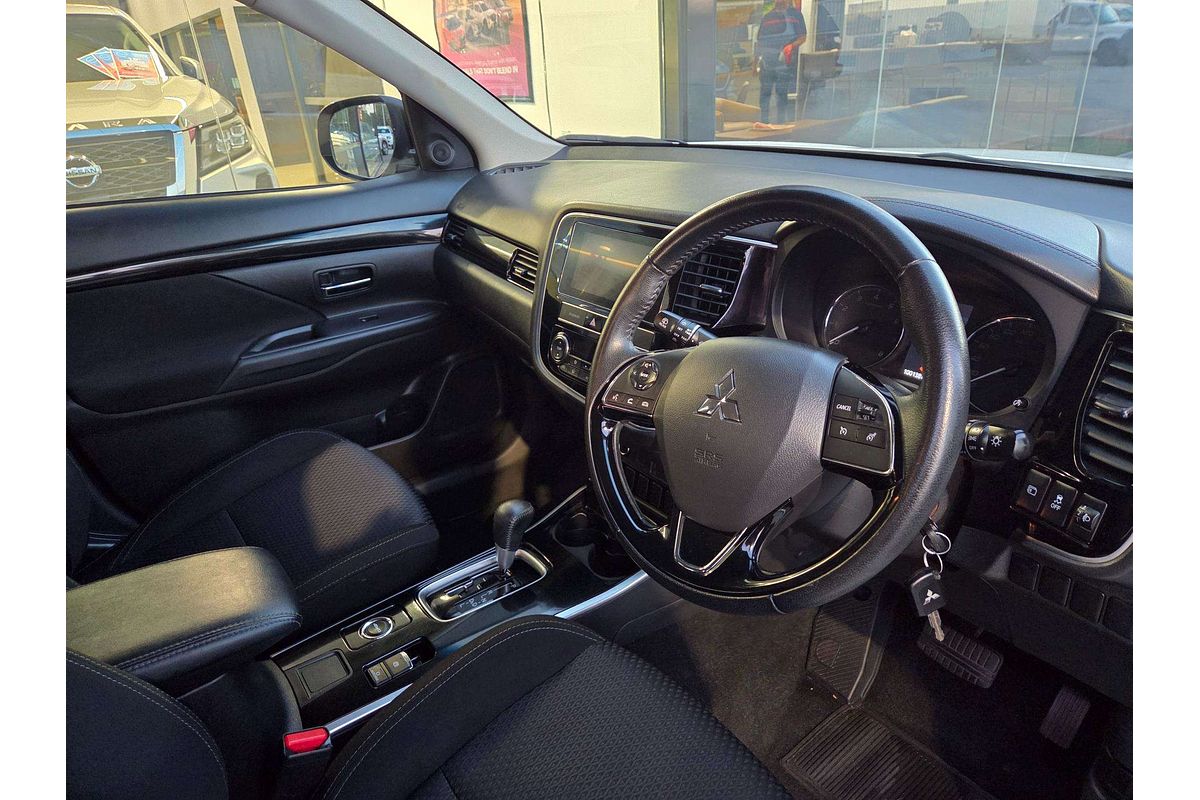 2018 Mitsubishi Outlander ES ZL