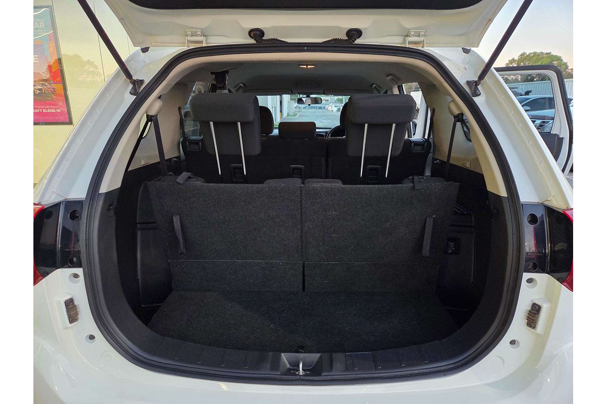 2018 Mitsubishi Outlander ES ZL