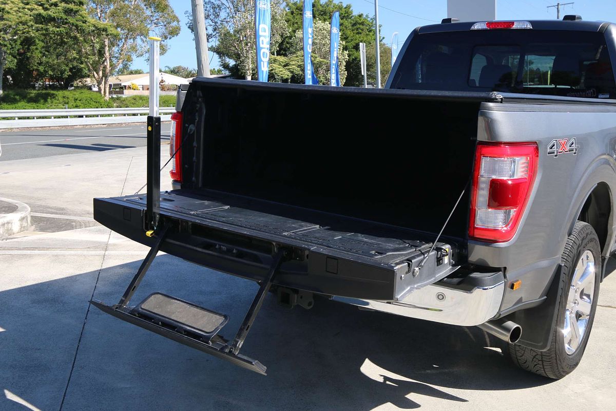 2023 Ford F-150 Lariat 4X4 SWB