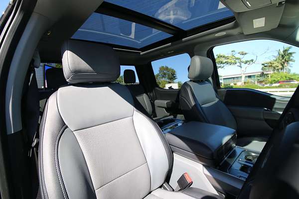 2023 Ford F-150 Lariat 4X4 SWB