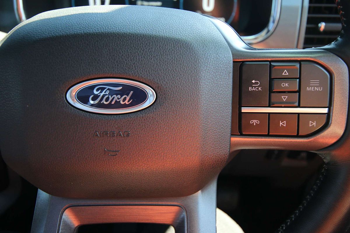 2023 Ford F-150 Lariat 4X4 SWB