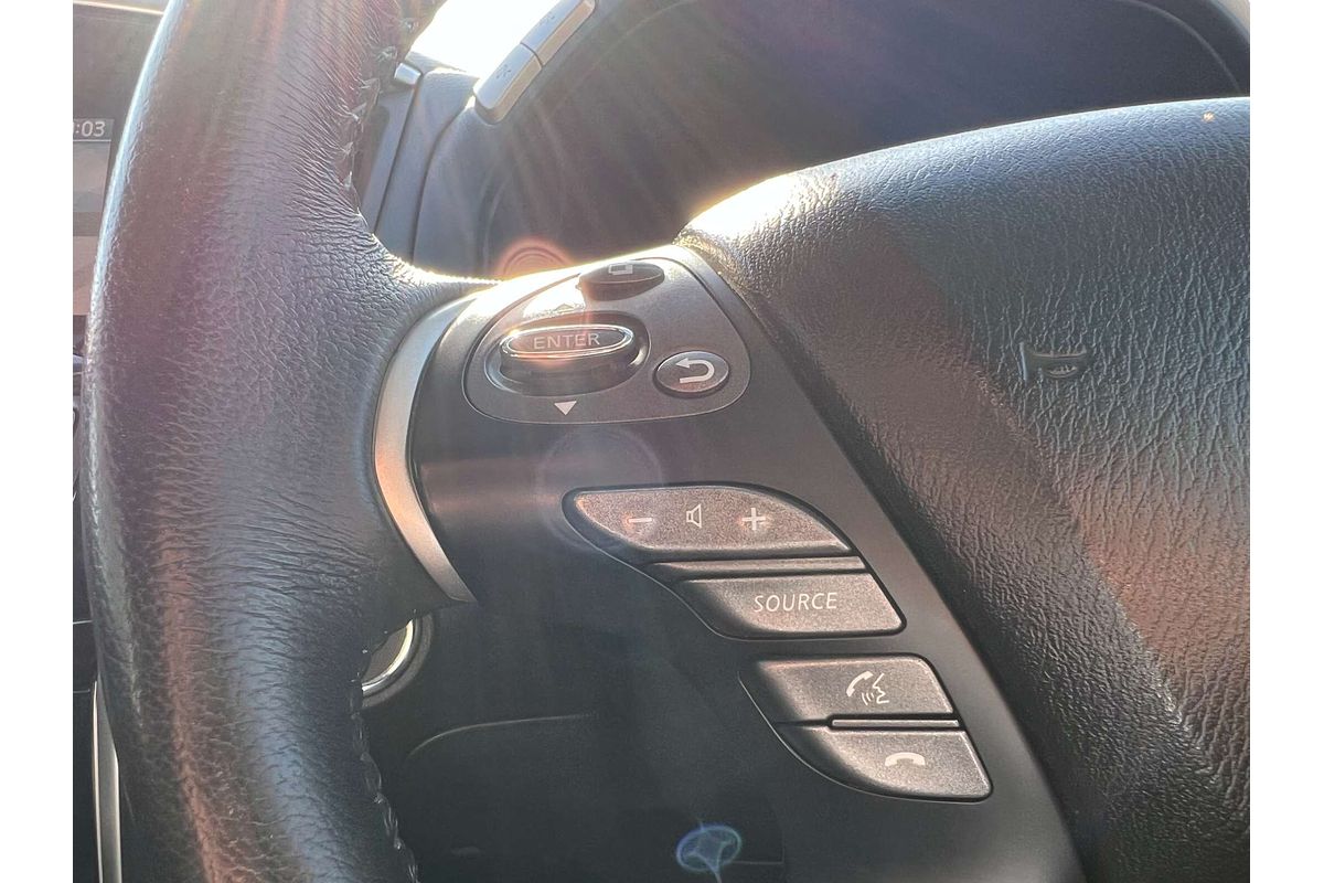 2015 Nissan Pathfinder ST R52