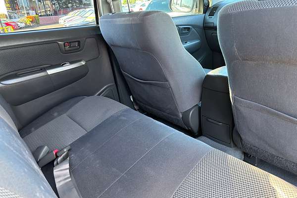 2013 Toyota Hilux SR5 KUN26R 4X4