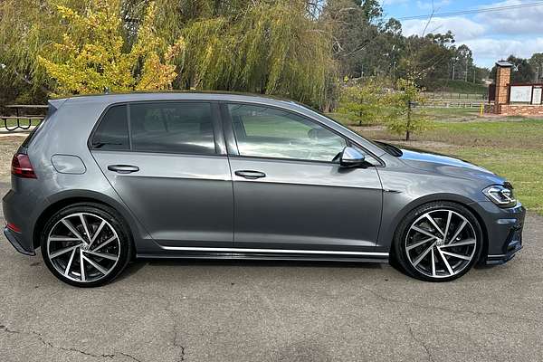 2018 Volkswagen Golf R 7.5
