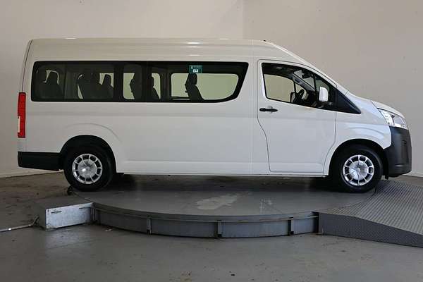 2025 Toyota Hiace