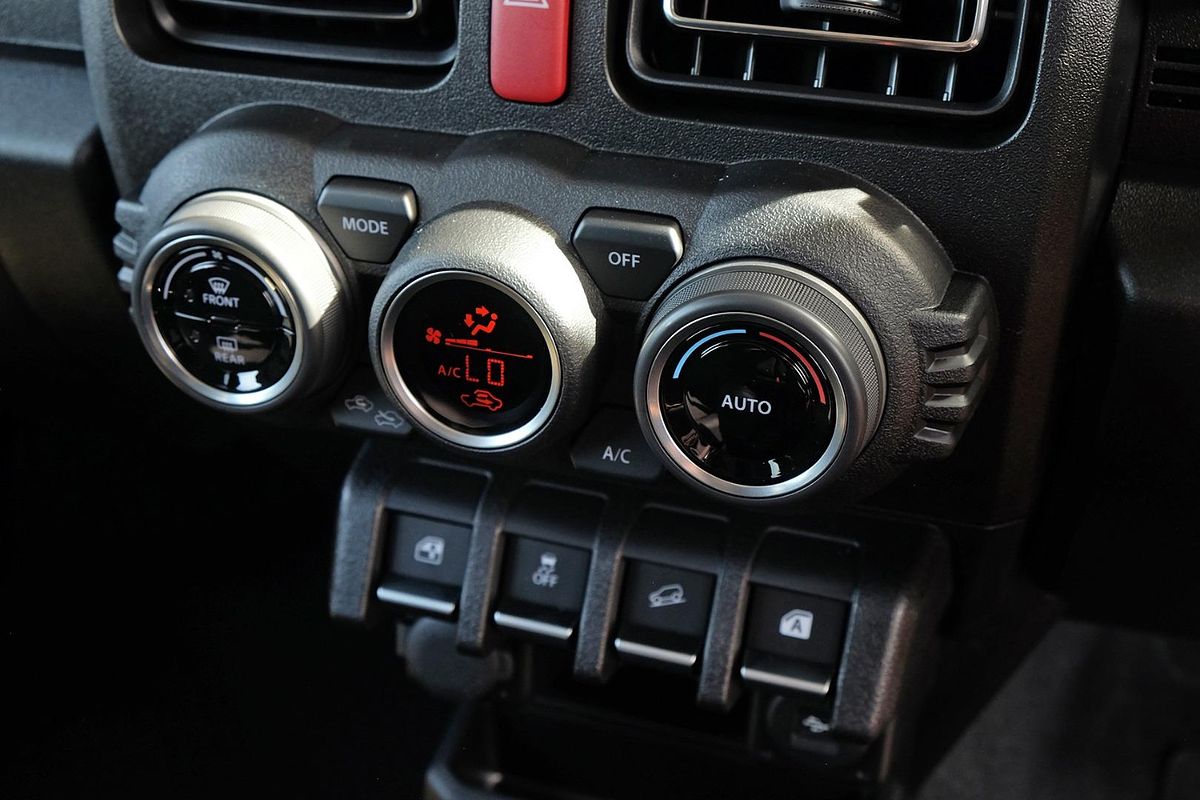 2024 Suzuki Jimny GLX GJ