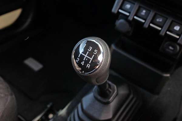 2024 Suzuki Jimny GLX GJ